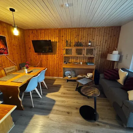 Schlosswaldblick Im Erzgebirge بيت للعطل Beierfeld