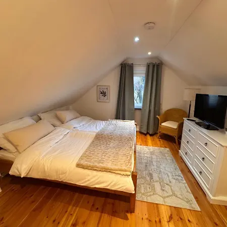 Schlosswaldblick Im Erzgebirge * Beierfeld