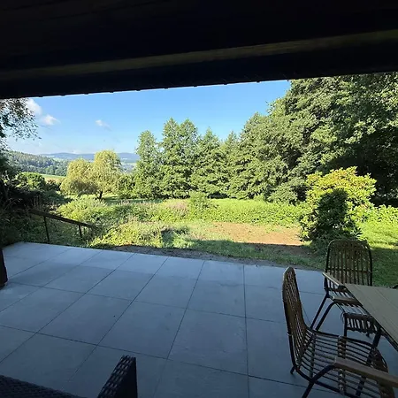Schlosswaldblick Im Erzgebirge Nyaraló Beierfeld